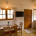Letniskowe Bory Tucholskie - Klimatyzacja Wifi Sauna Jacuzzi Hébergement de vacances Mecikal