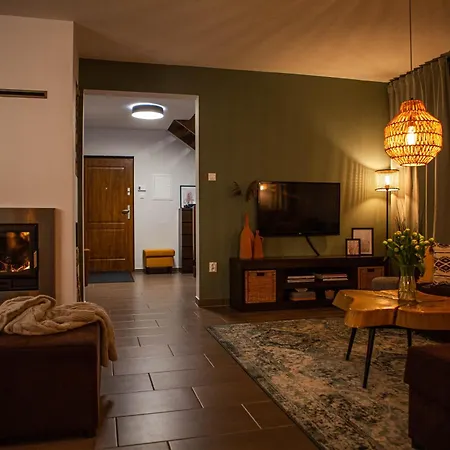 Hébergement de vacances Letniskowe Bory Tucholskie - Klimatyzacja Wifi Sauna Jacuzzi