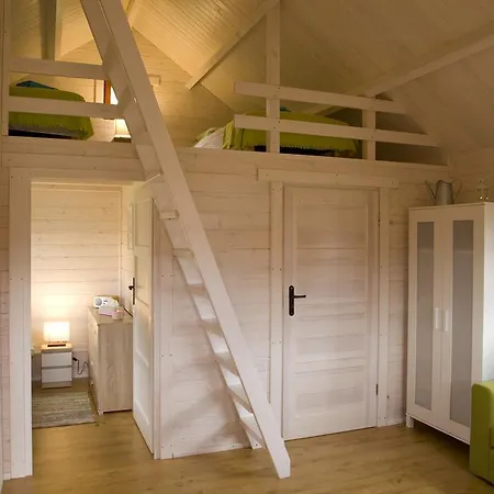 Letniskowe Bory Tucholskie - Klimatyzacja Wifi Sauna Jacuzzi * Mecikal