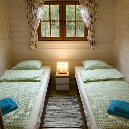 Feriehus Letniskowe Bory Tucholskie - Klimatyzacja Wifi Sauna Jacuzzi