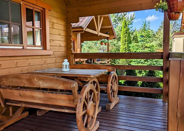 Feriehus Letniskowe Bory Tucholskie - Klimatyzacja Wifi Sauna Jacuzzi *